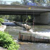 Als Renaturierungsmaßnahme wurde 2007 neben der Kanu-Übungsstrecke eine Fischtreppe eingerichtet (Foto: J. Schelte).